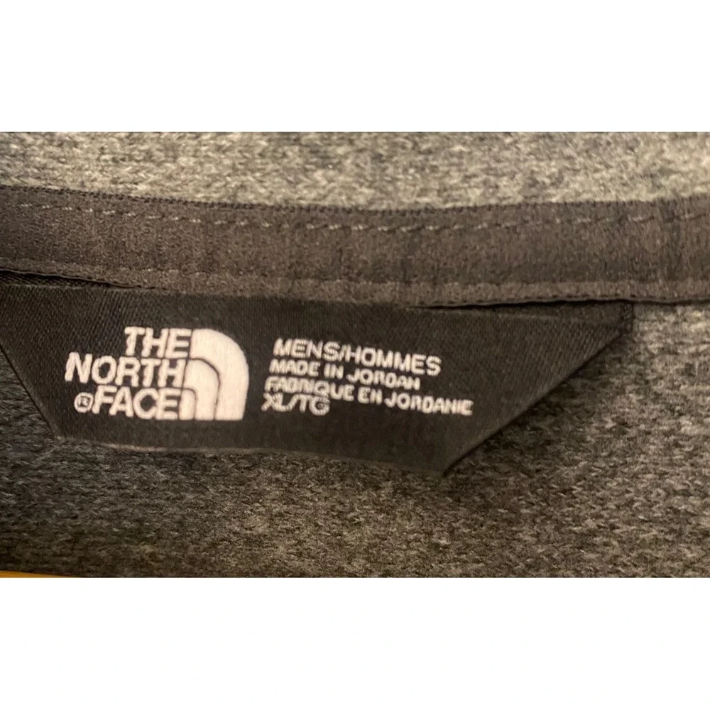 The North Face Quarter Zip GM Genuine Parts Grey Men's XL Pullover Sweatshirt